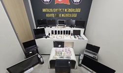 Antalya'da dolandırıcı şebekesi çökertildi