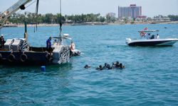 Antalya'da yapay resifler denizle buluştu