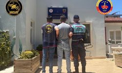 Antalya'da aranan 214 firari yakalandı