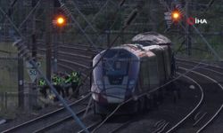 2 yolcu treni çarpıştı