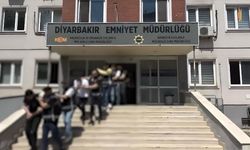 Silahlı suç örgütü şebekesi çökertildi: 40 gözaltı