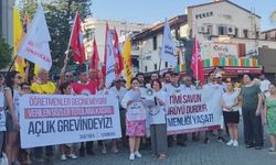 Öğretmenler Antalya'da eylemde