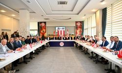 Protokol ve iş dünyası Antalyaspor için buluştu