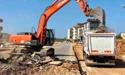 Manavgat’ta dört bir yanda hummalı çalışma