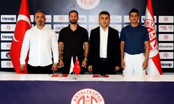 Antalyaspor'da imzalar atıldı
