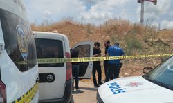Araç içinde ölü bulundu