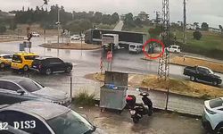TIR arkadan otomobile çarptı