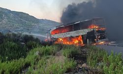 Antalya'da yolcu otobüsünde yangın paniği