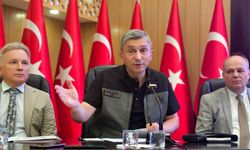 Vali Şahin'den yangınlarla ilgili açıklama