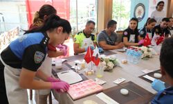 Polisler özel gereksinimli bireylerle buluştu