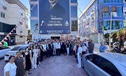 Genel Başkan Yardımcısı Keskinkılıç Antalya teşkilatıyla bir araya geldi