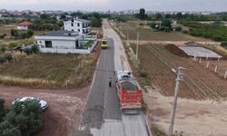 Yeniköy'de yol yapımı tüm hızıyla devam ediyor