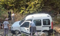Alanya'da kontrolden çıkan araç kaza yaptı
