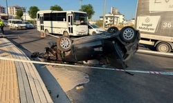 Serik'te takla atan otomobilin kaza anı kamerada