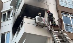 Antalya'da 4 katlı binada yangın
