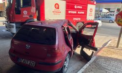 Otomobil ile TIR çarpıştı