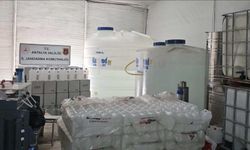 Antalya'da sahte içki üretilen iş yerine operasyon