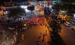 Kemer'de fener alayı