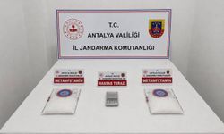 Kepez'de otele uyuşturucu baskını