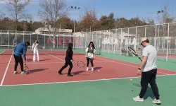 Ücretsiz tenis kursu başvuruları başladı