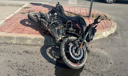 Motosiklet sürücüsü kazada yaralandı