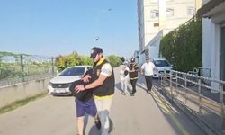 Bıçaklayıp öldürdüler evde oturmaya devam ettiler