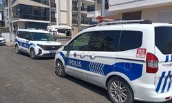 Döşemealtı'da polis memuru evinde ölü bulundu
