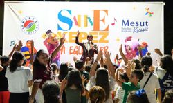 Ulus Mahallesi'nde renkli gece
