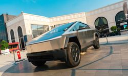 Tesla Cybertruck görücüye çıktı