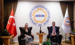Özdemir'den Başkan Dere'ye ziyaret