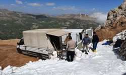 Toroslar'dan Antalya'ya kar mesaisi