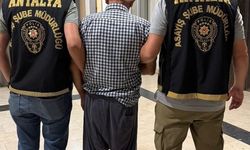 Antalya'da 157 yıl ile aranan suç makinesi yakalandı