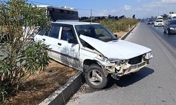 Otomobil refüje çktı