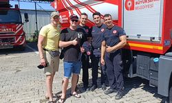Türk meslektaşlarının yanına uğramadan ülkesine dönmüyor