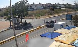 Kaza anı güvenlik kamerasına yansıdı