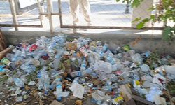 Manavgat'ta boş arazi çöpe döndü