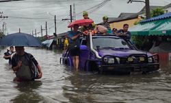 Bangkok'u sel vurdu