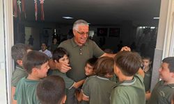 Başkan Topaloğlu, öğrencilerin ilk gün heyecanına ortak oldu