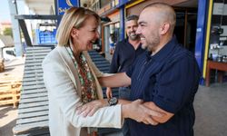 Hatice Öz hal esnafıyla buluştu