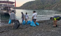 Kemer'de kıyı temizliği