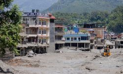 Nepal'deki selde can kaybı 1386'ya yükseldi