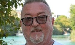 Radyo camiasını yıkan ölüm