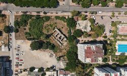 Kent merkezindeki 1700 yıllık hamam