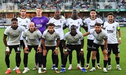 Beşiktaş 10 oyuncuyu kadrosuna kattı