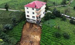 Rize’de korkutan heyelan