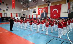 Kemer'de Cumhuriyet Bayramı coşkusu