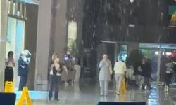 Oteli su bastı o piyano çaldı