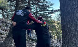 Zirvede mahsur kaldı