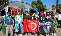 Akdeniz Üniversitesi'nde festival havası
