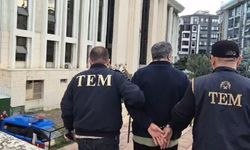 Resim öğretmeni sosyal medya paylaşımı sebebiyle tutuklandı